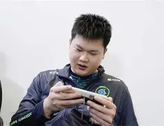九游娱乐-社区盾今晚再迎强敌,新奥尔良鹈鹕完成体检,主帅态度——话题不断,团队化学反应显著