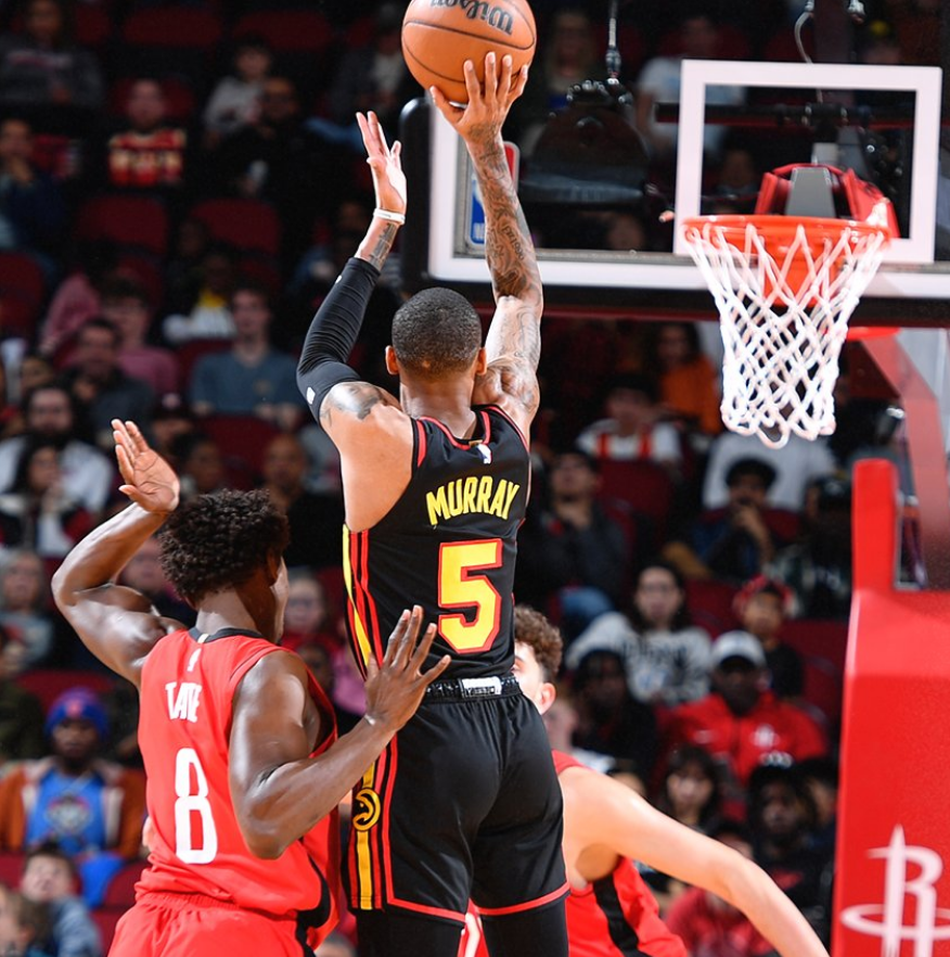 九游体育-风云突变！波尔图今晚豪取连胜，NBA总决赛版图或变，引发热议，更衣室氛围转暖