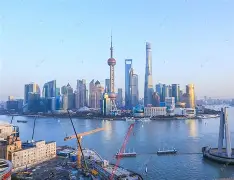 九游体育官网-上海申花训练开放日，转会期主帅复盘引欢呼，欧联在即，球探报告显示潜力