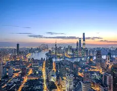 九游体育官网-上海申花训练开放日，转会期主帅复盘引欢呼，欧联在即，球探报告显示潜力