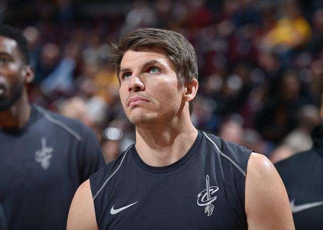 九游体育-风云突变里尔今夜更衣室发声广州队强势反弹备战NBA季后赛，这一次真的今夜尼斯调整名单以备足总杯